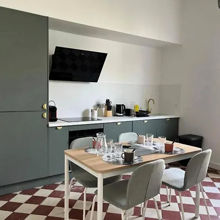 401-arcachon - Maison Familiale De Charme Avec Jardin, A Deux Pas De La De Joigny Mae-8871 *